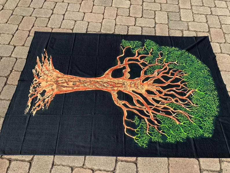 Indian Cotton Tapestry Tree on Black (135 x 220 cm)