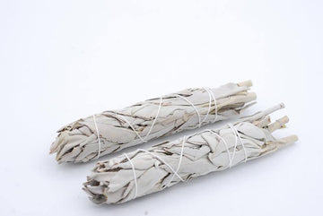 Sage bundle for cleansing, 6 inches, wrapped in cotton.