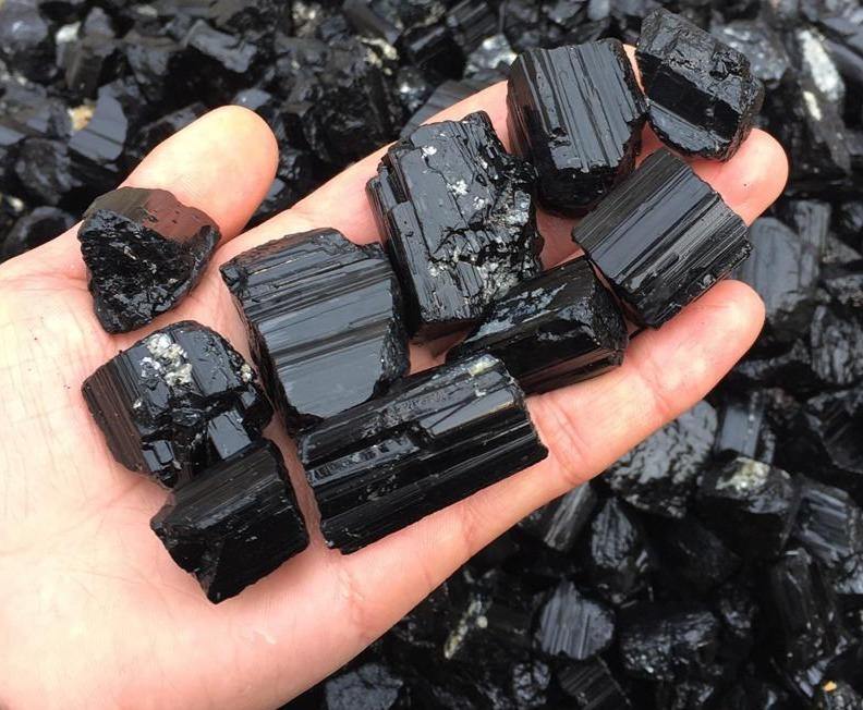 2.5" Black Tourmaline Slab (RAW) - Life Gardening Tools LLC